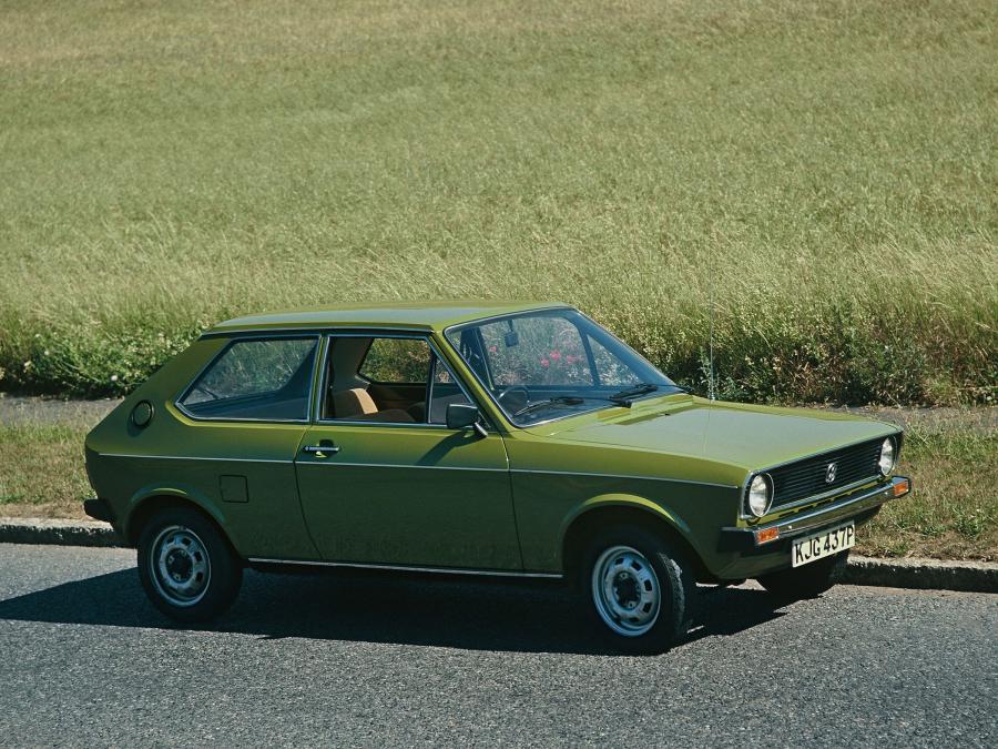  Volkswagen Polo 1975 года  (фото 6 из 7)
